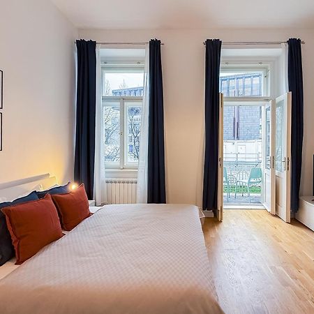 Turnkey I Wenceslas Square Apartments Prag Dış mekan fotoğraf